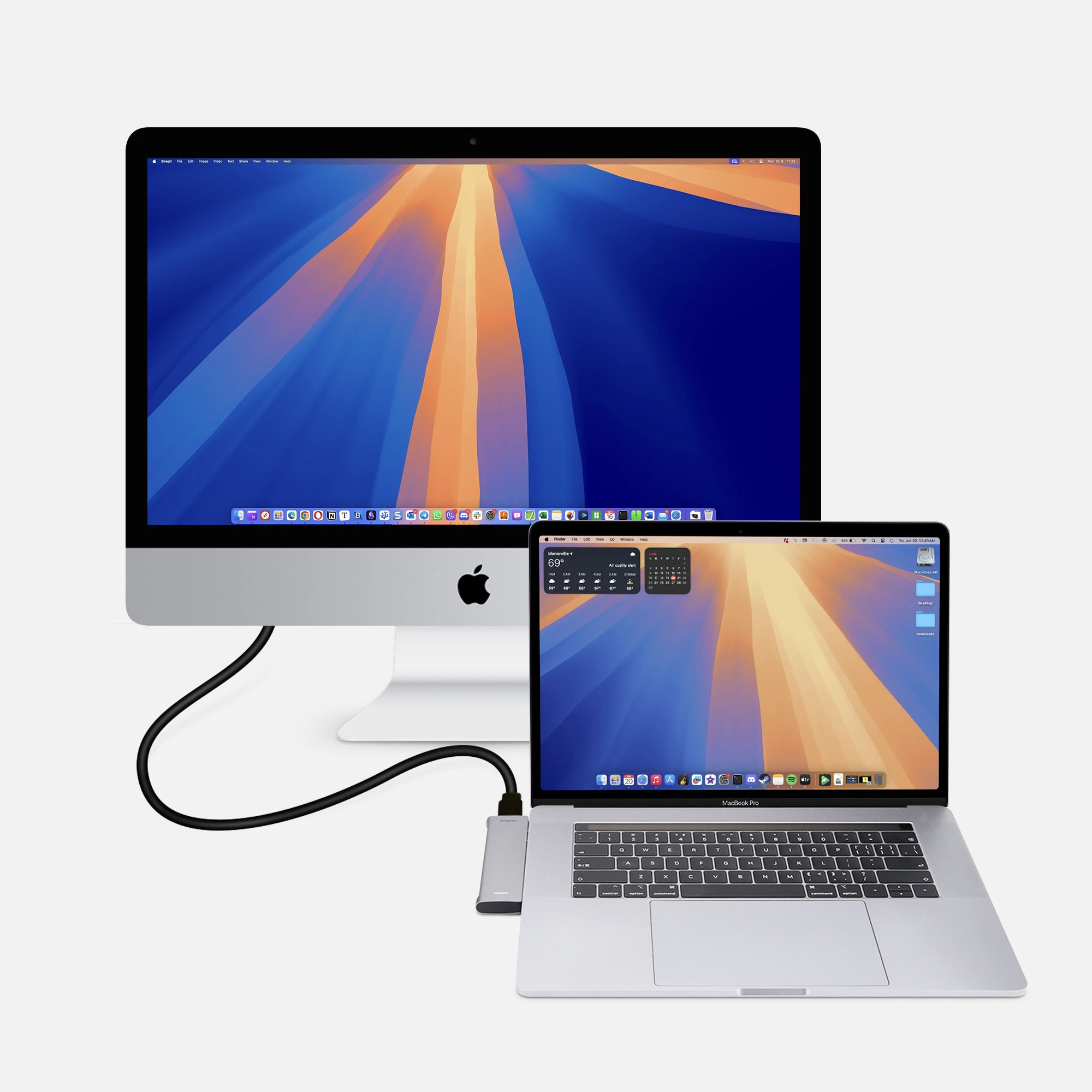 Hub plugged into MacBook Pro with HDMI port going to external monitor