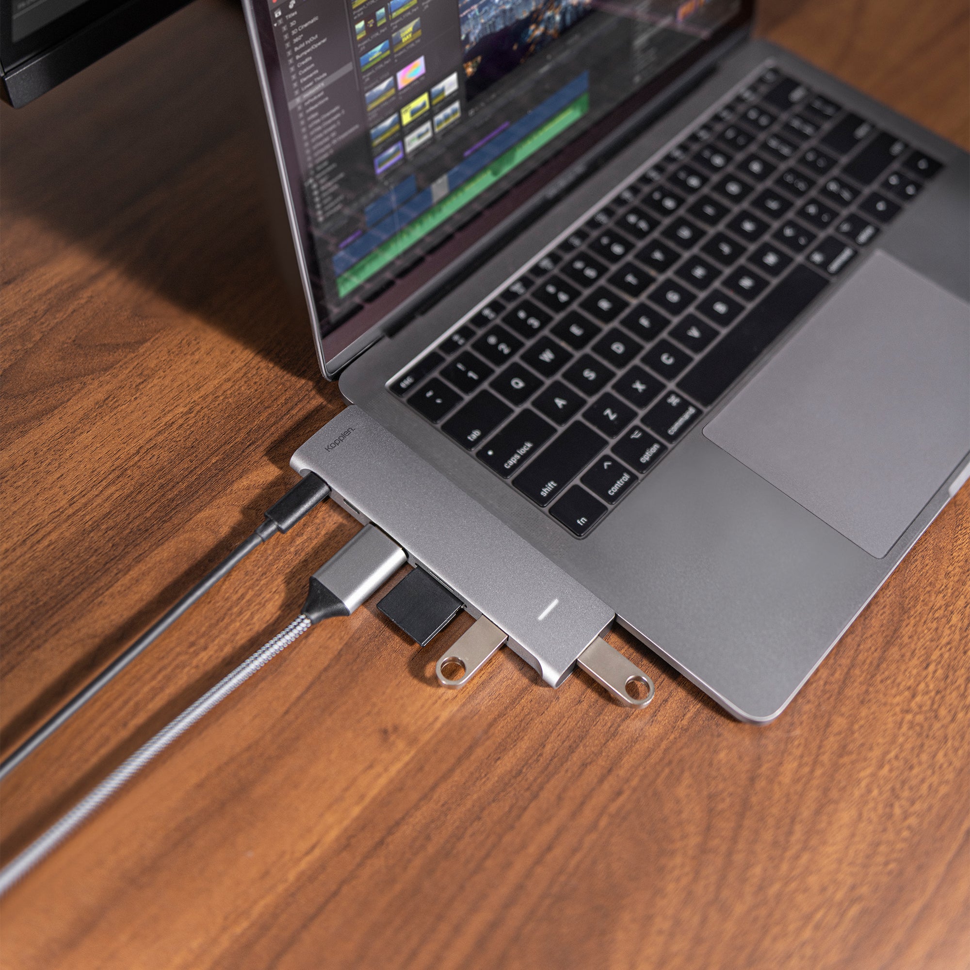 7-Port Dual USB-C Fixed Hub | Compatible with Apple Silicon M Series